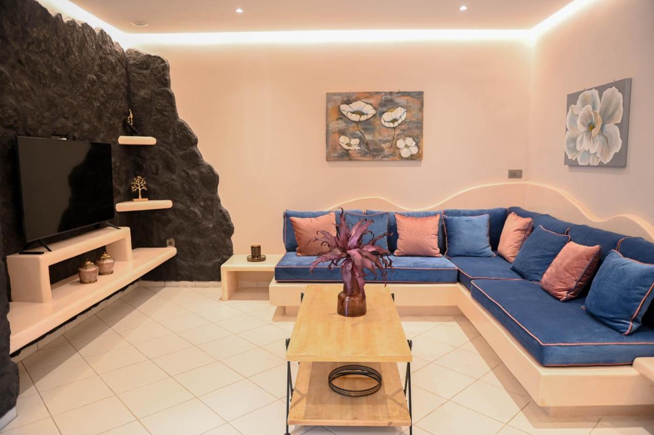 The Rock Luxury Homes 메사리아 외부 사진