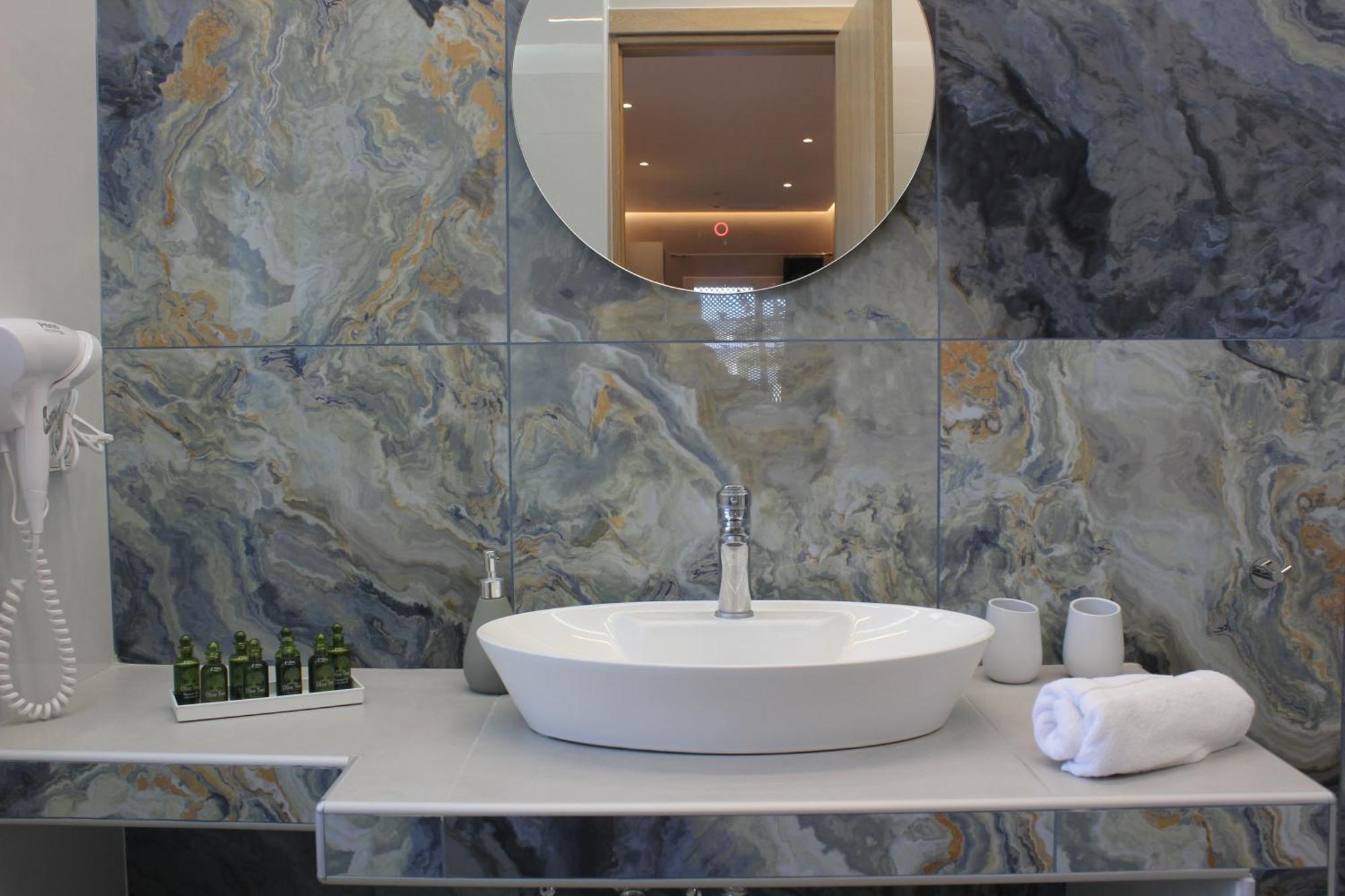 The Rock Luxury Homes 메사리아 외부 사진