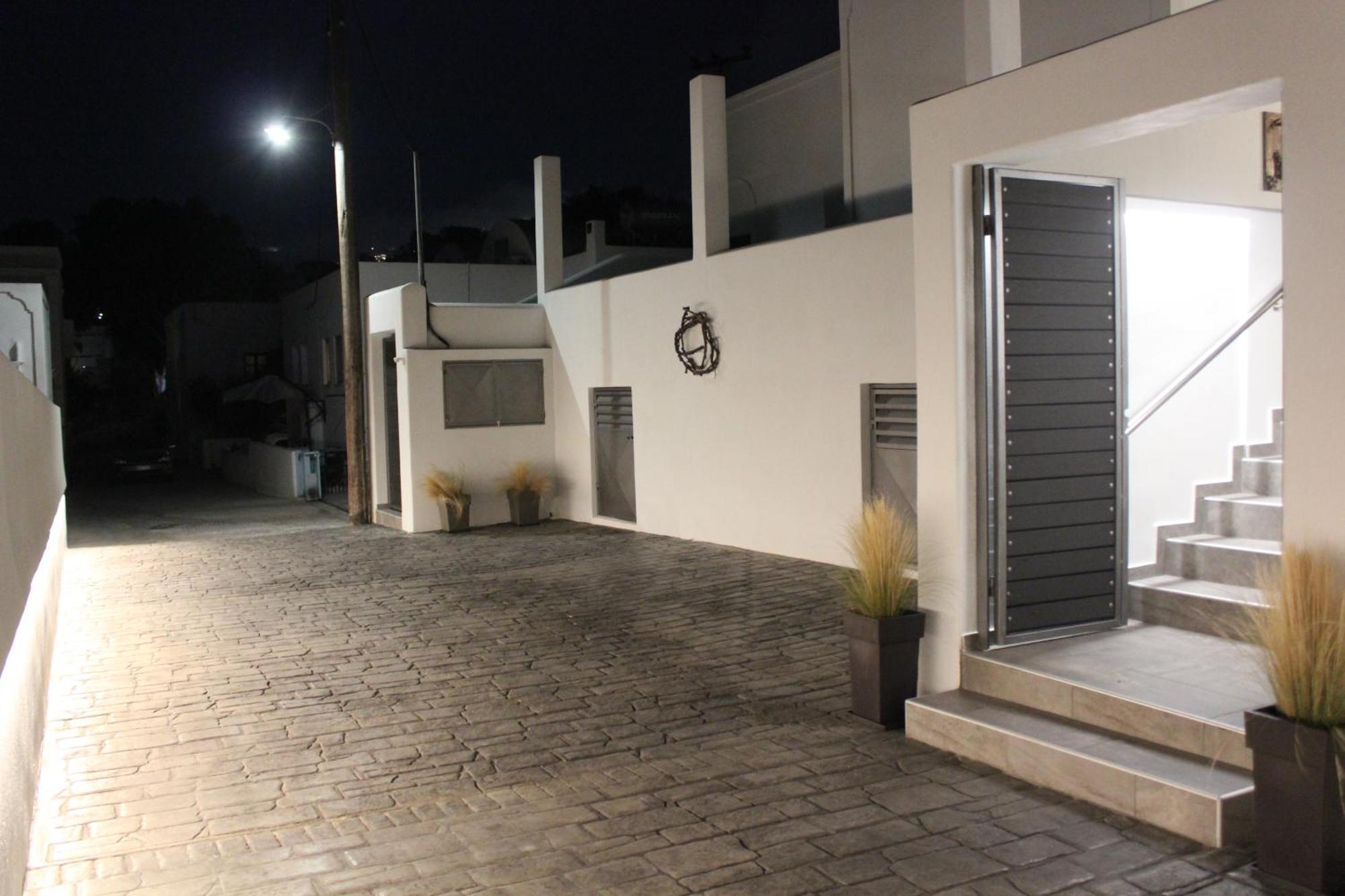 The Rock Luxury Homes 메사리아 외부 사진
